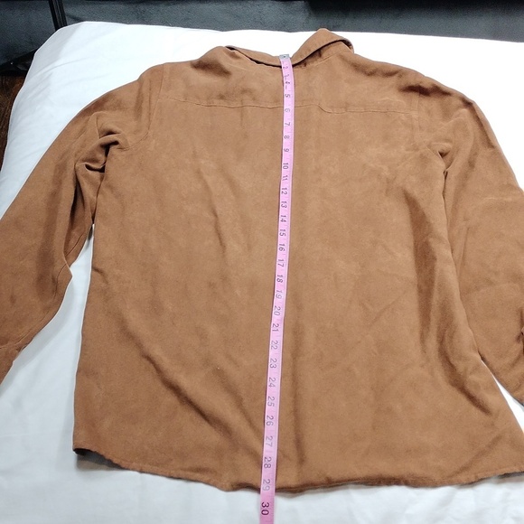 Chelsea Cambell Womens Long Sleeve Button Down Shirt Size Large - Picture 8 of 11